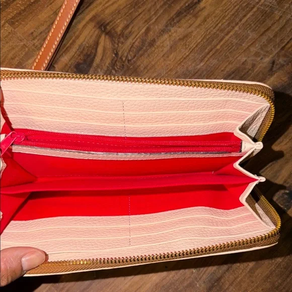 Dooney & Bourke Light Pink Leather Wallet - Picture 3 of 3